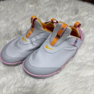 Nine Zoom Pulse in “Vast Gray Pink” Nursing Shoes size 8